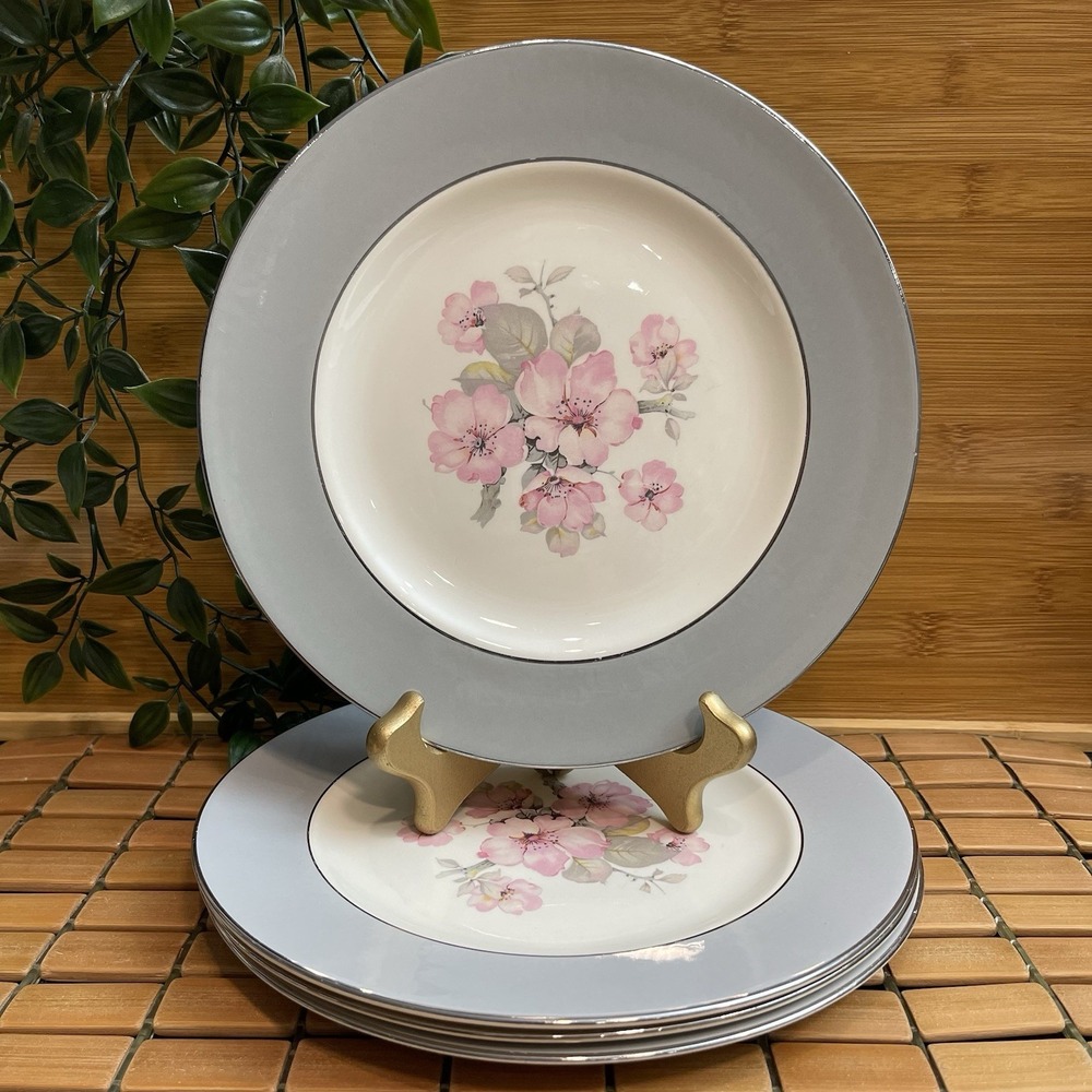 Vintage 1953 Homer Laughlin Cavalier Eggshell Dinner Plate Set CV17 Gray Floral